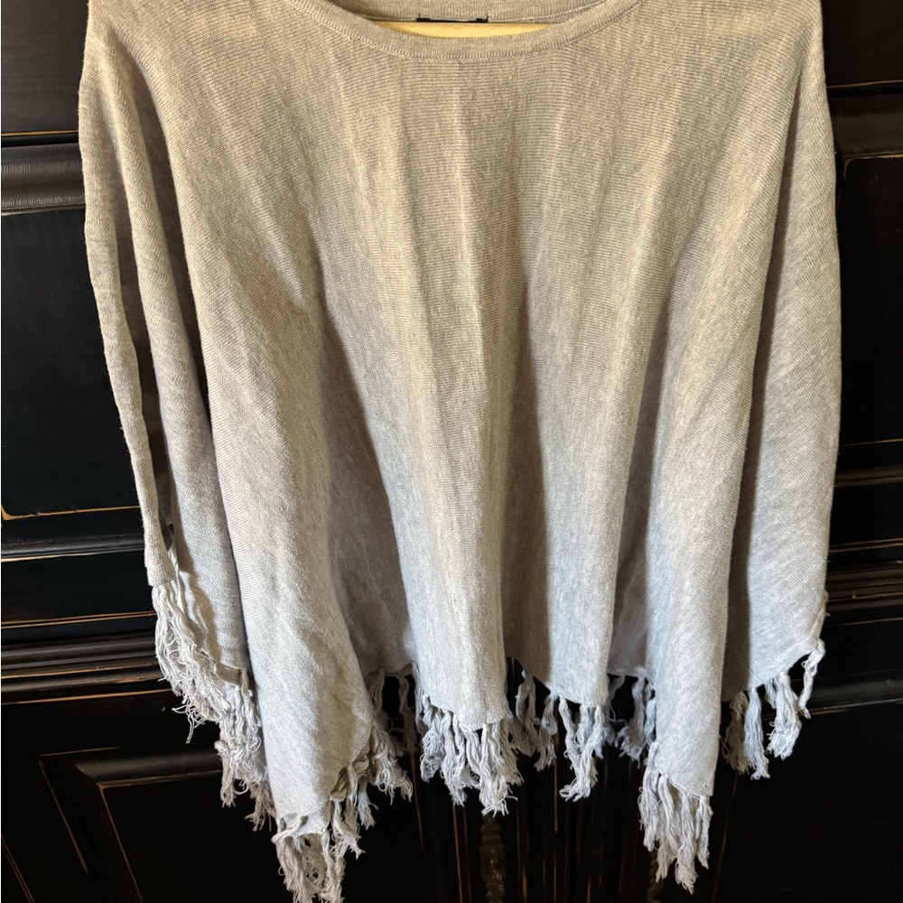 New Directions Soft Gray Tassel Poncho